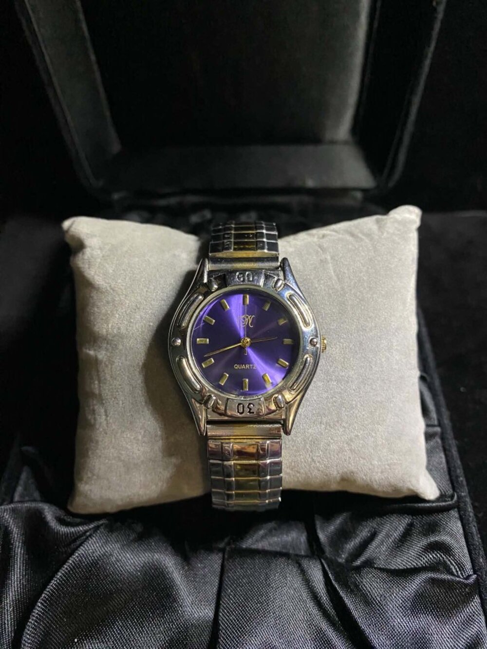 Vintage Y2K Anya Quartz Purple Working Woman Watch